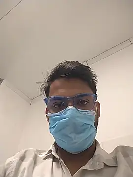 themasklover online show from May 14, 2026, 3:36 am