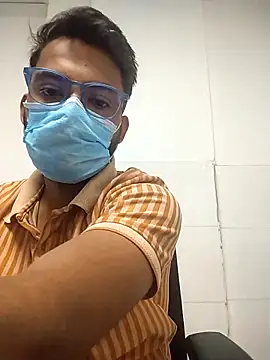 themasklover online show from May 8, 2026, 4:49 am