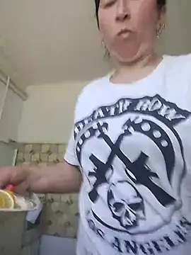 Snapshot of Funny_Karina chatting on June 21, 2026, 9:26 am Funny Karina online show from June 21, 2026, 9:26 am