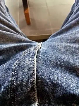 Snapshot of tyteo1010 chatting on January 6, 2026, 1:53 am tyteo1010 online show from January 6, 2026, 1:53 am