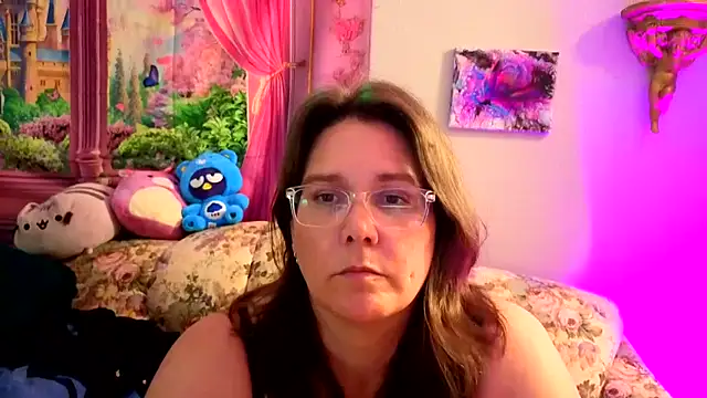 Snapshot of Princess__Kitty__ chatting on November 7, 2025, 10:46 pm Princess Kitty online show from November 7, 2025, 10:46 pm