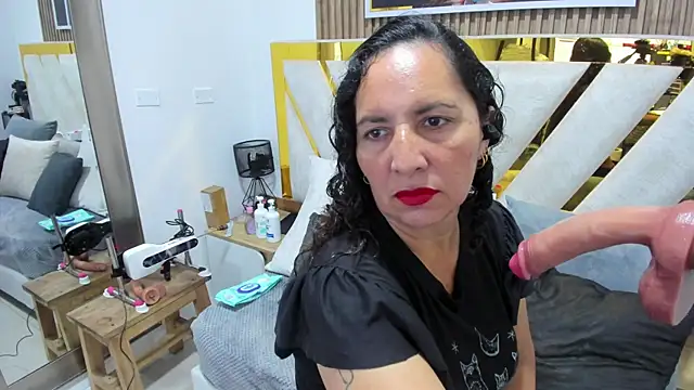 Snapshot of Luna_Naughty1 chatting on July 9, 2026, 8:19 pm Luna Naughty1 online show from July 9, 2026, 8:19 pm