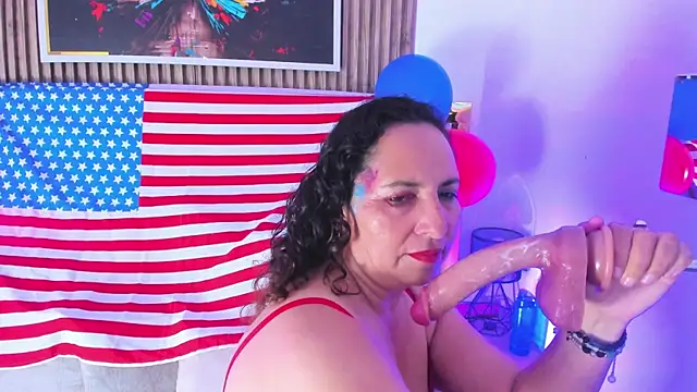 Snapshot of Luna_Naughty1 chatting on July 5, 2026, 1:21 am Luna Naughty1 online show from July 5, 2026, 1:21 am