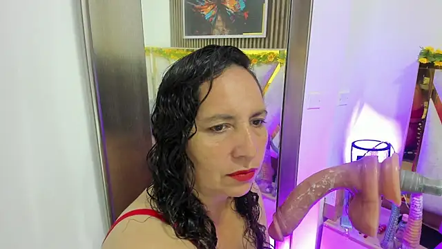 Snapshot of Luna_Naughty1 chatting on June 12, 2026, 9:29 am Luna Naughty1 online show from June 12, 2026, 9:29 am