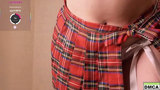 Snapshot of KattikissWiu chatting on March 11, 2026, 3:33 am KattikissWiu online show from March 11, 2026, 3:33 am