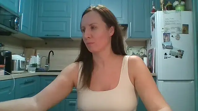 ALICAINWONDERLAND online show from March 21, 2026, 10:35 pm