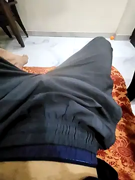 Snapshot of coupleyug chatting on September 19, 2025, 6:12 pm coupleyug online show from September 19, 2025, 6:12 pm