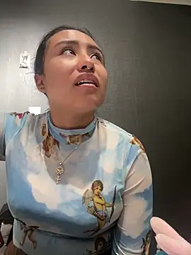 Venus Rivers online show from October 7, 2025, 1:34 pm