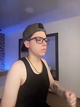 SpencerMontgomery online show from October 21, 2025, 7:13 pm