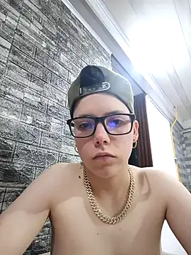 SpencerMontgomery online show from October 13, 2025, 4:47 am