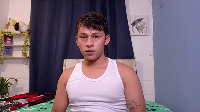 Snapshot of elias_steel1 chatting on July 2, 2026, 9:32 pm elias steel1 online show from July 2, 2026, 9:32 pm