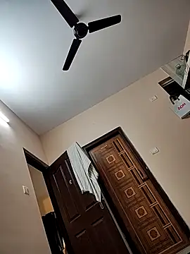 Snapshot of Mr_Batting_Man chatting on November 17, 2025, 5:06 pm Mr Batting Man online show from November 17, 2025, 5:06 pm