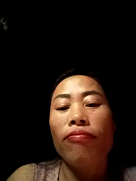 CoMay003 online show from October 14, 2025, 11:58 pm