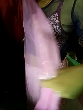 Sonam9696 online show from October 17, 2025, 7:04 pm