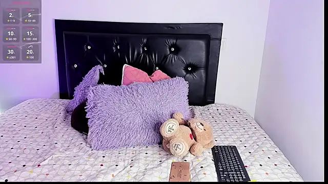 samiacooper25 online show from February 9, 2026, 1:58 am