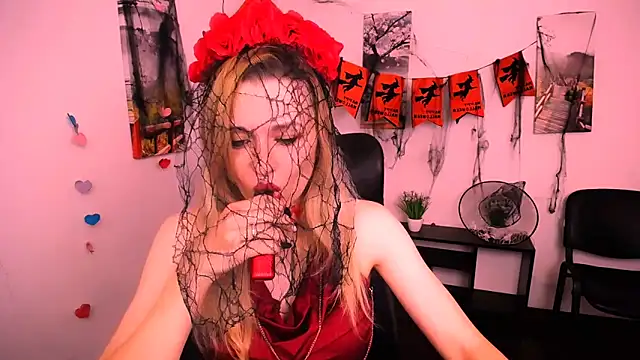 PeppyMia online show from October 31, 2025, 8:00 am