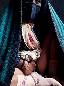 MISS-KAYA online show from November 18, 2025, 10:02 pm