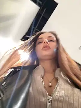 aurora pink  online show from October 10, 2025, 9:54 am