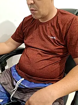 Snapshot of Carloskasado chatting on September 9, 2025, 10:30 pm Carloskasado online show from September 9, 2025, 10:30 pm