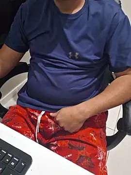 Snapshot of Carloskasado chatting on November 1, 2025, 3:02 am Carloskasado online show from November 1, 2025, 3:02 am