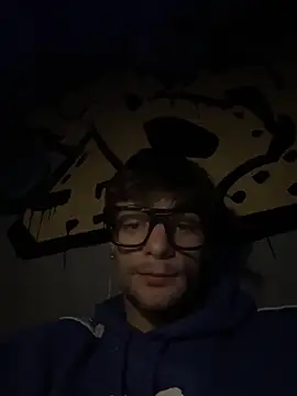 Snapshot of purplecristian chatting on October 6, 2025, 2:46 am purplecristian online show from October 6, 2025, 2:46 am