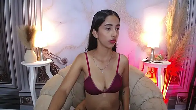 MilkyLally online show from November 13, 2025, 11:25 am