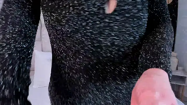 Snapshot of Laura_Ivy chatting on November 13, 2025, 12:42 pm Laura Ivy online show from November 13, 2025, 12:42 pm