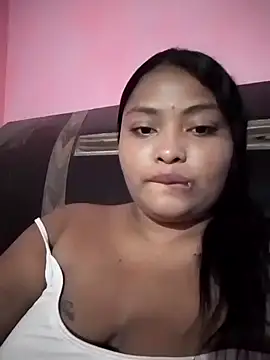 Cristal hott1 online show from February 7, 2026, 1:41 pm