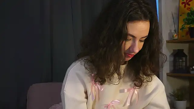 Snapshot of DeneenTurja chatting on October 9, 2025, 10:16 am DeneenTurja online show from October 9, 2025, 10:16 am