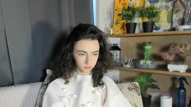 Snapshot of DeneenTurja chatting on October 8, 2025, 9:22 am DeneenTurja online show from October 8, 2025, 9:22 am