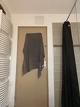 Snapshot of dasilva_elsa21 chatting on March 9, 2026, 10:13 pm dasilva elsa21 online show from March 9, 2026, 10:13 pm