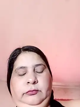 Ayma1983 online show from November 13, 2025, 11:47 am