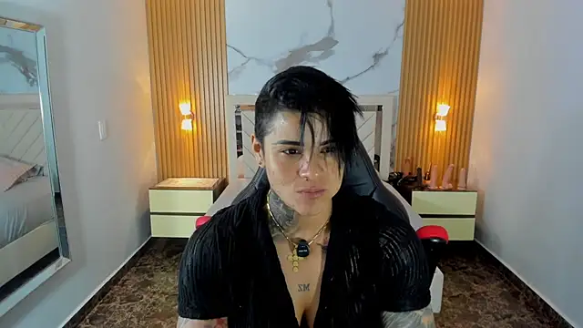Snapshot of KAROLLJONES1 chatting on July 18, 2026, 12:25 pm KAROLLJONES1 online show from July 18, 2026, 12:25 pm