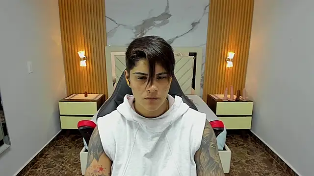 Snapshot of KAROLLJONES1 chatting on November 16, 2025, 7:07 pm KAROLLJONES1 online show from November 16, 2025, 7:07 pm