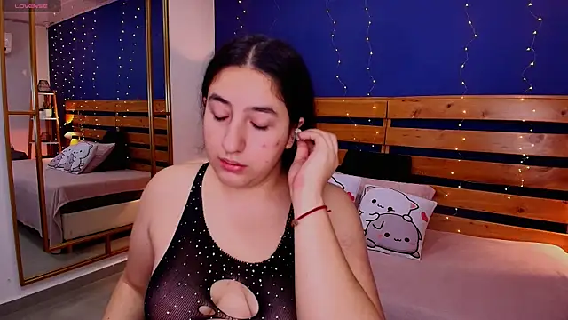 ambar lover online show from September 26, 2025, 7:54 pm