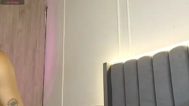 Ice Princess  online show from November 26, 2025, 12:05 pm