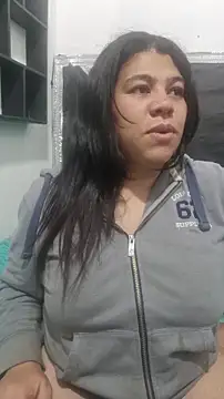 Snapshot of ALMAWHITE chatting on December 14, 2025, 8:47 pm ALMAWHITE online show from December 14, 2025, 8:47 pm