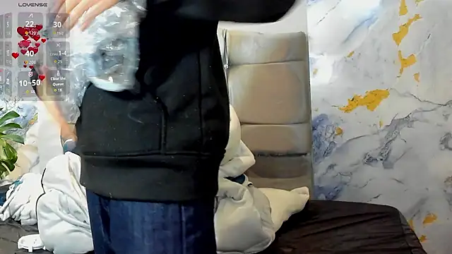 Room 69x online show from February 17, 2026, 3:26 am