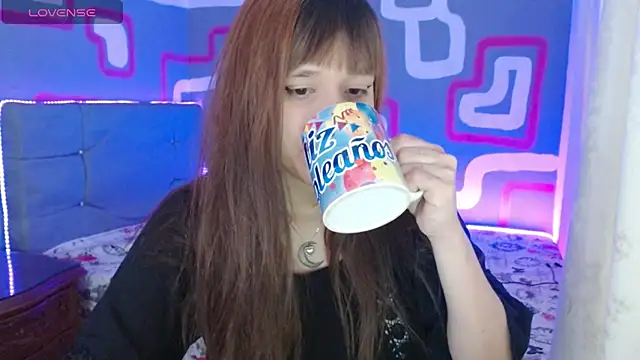 zara erotik online show from September 27, 2025, 11:38 am