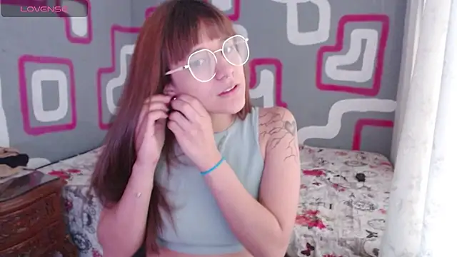 zara erotik online show from September 24, 2025, 11:28 am