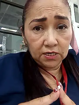 Snapshot of linda_luna29 chatting on January 13, 2026, 9:30 pm linda luna29 online show from January 13, 2026, 9:30 pm