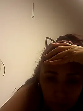 Snapshot of linda_luna29 chatting on February 15, 2026, 7:51 am linda luna29 online show from February 15, 2026, 7:51 am