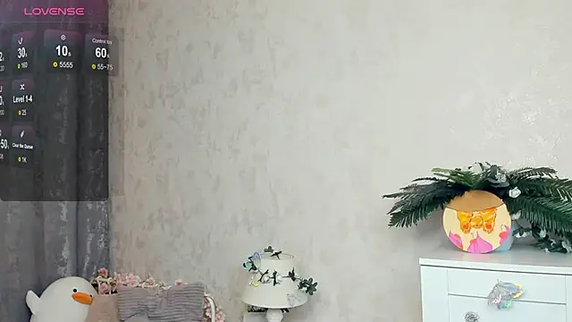 roxydolll online show from December 1, 2025, 2:12 am