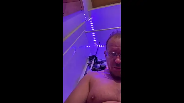 Snapshot of Pussyismyfavoritetaste chatting on March 12, 2026, 11:31 pm Pussyismyfavoritetaste online show from March 12, 2026, 11:31 pm