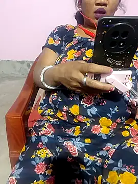 Snapshot of Cute-Swewty chatting on October 28, 2025, 2:49 pm Cute-Swewty online show from October 28, 2025, 2:49 pm