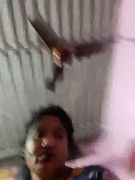 Snapshot of Cute-Swewty chatting on November 17, 2025, 1:59 pm Cute-Swewty online show from November 17, 2025, 1:59 pm