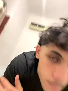 Lapatrona  online show from September 10, 2025, 10:20 pm