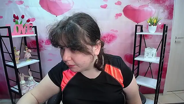 NeonilaLisova online show from April 25, 2026, 5:10 am