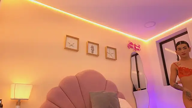  Grace turner  online show from February 22, 2026, 1:35 pm