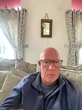 Snapshot of philefc chatting on October 23, 2025, 9:41 am philefc online show from October 23, 2025, 9:41 am